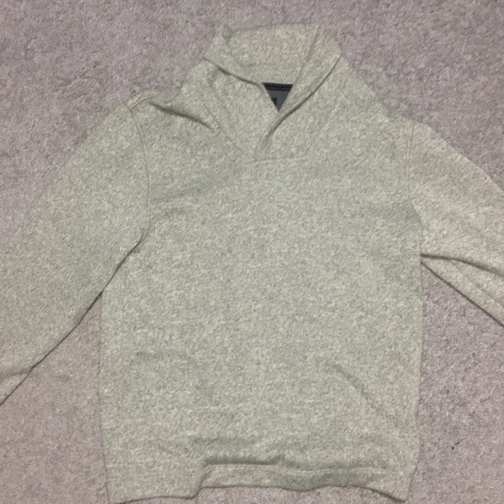Never worn turtle neck thing